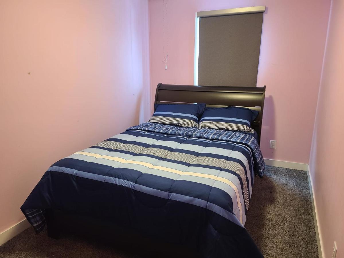 Winnipeg Peace Home Екстер'єр фото