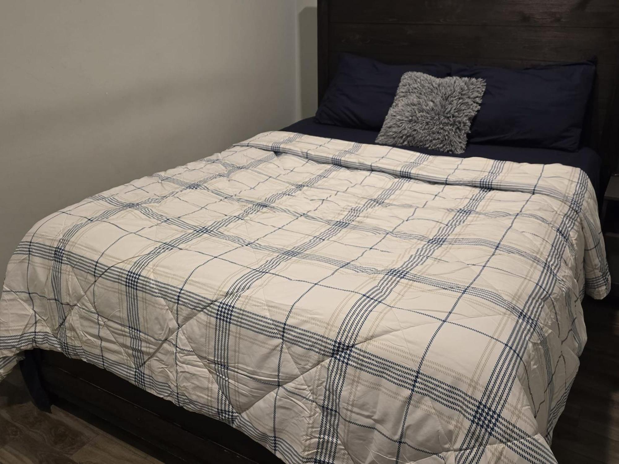 Winnipeg Peace Home Екстер'єр фото